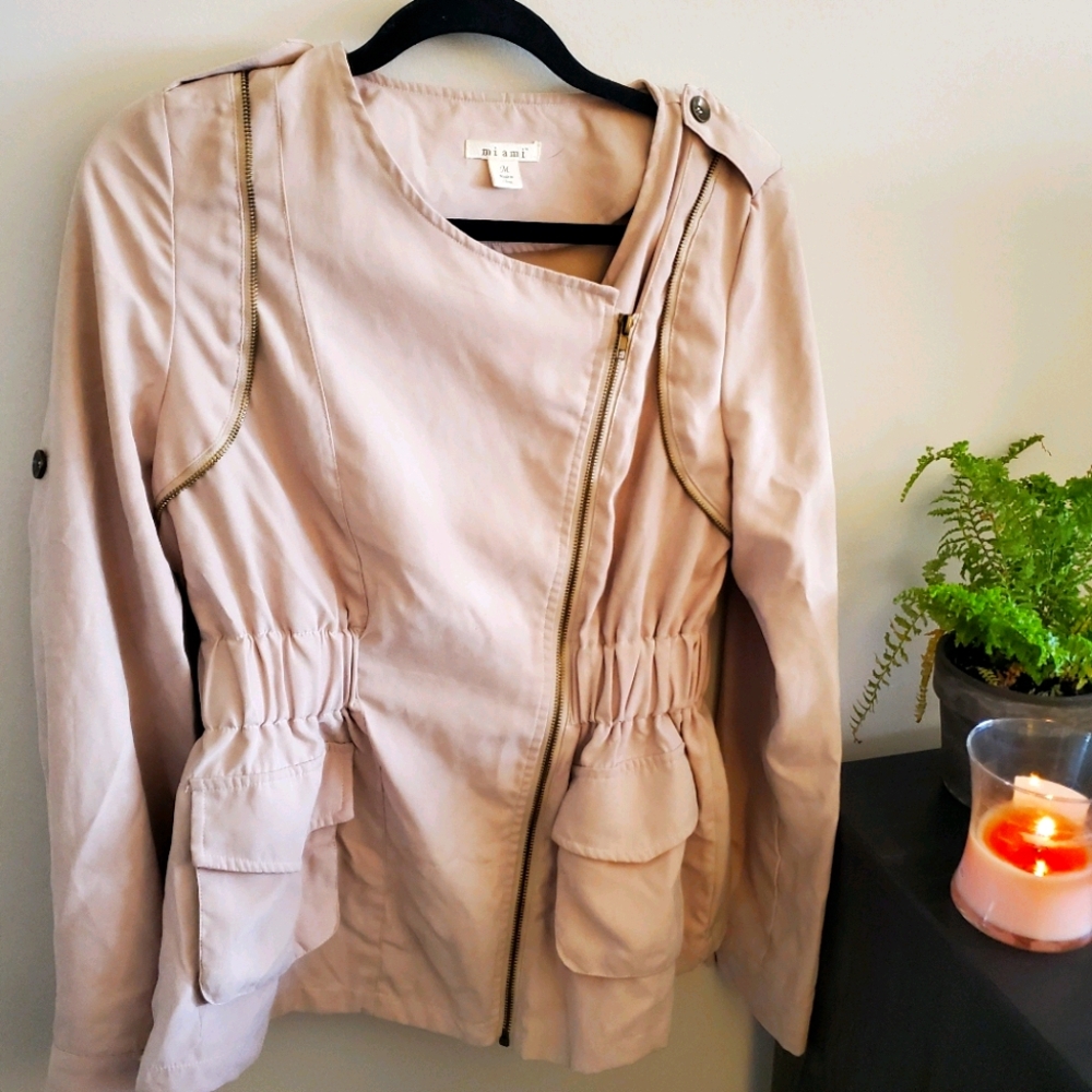 Francesca's Light Weight Jacket